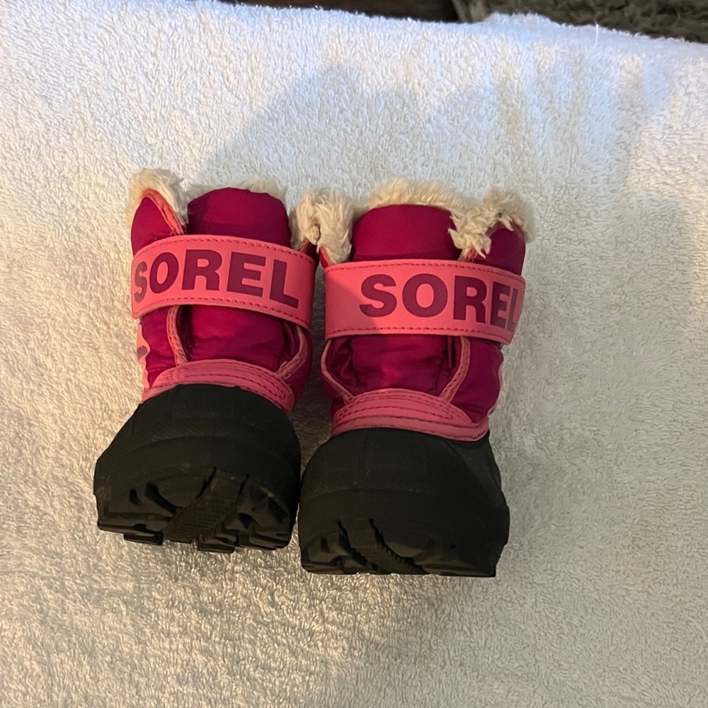 Sorel Kids Pink and Magenta Cold-Weather Boot - Picture 6 of 6